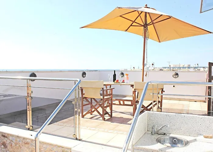 Luxurious Venetian 3 Floor House In The Old Port * La Canea