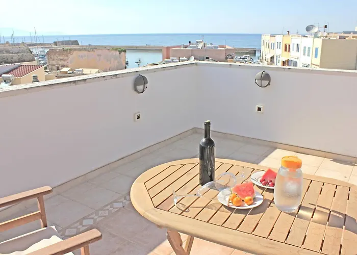 Casa vacanze Luxurious Venetian 3 Floor House In The Old Port