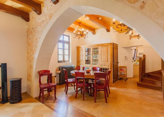 Casa vacanze Luxurious Venetian 3 Floor House In The Old Port *